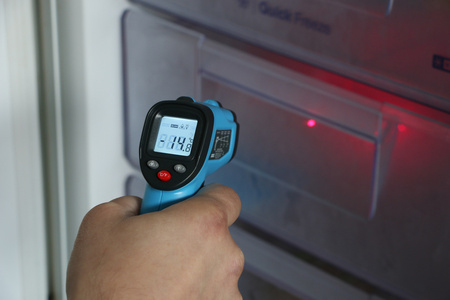Pirometr Laserowy Bezdotykowy Termometr -50 do 600°C PeakTech 4940