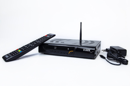 VIARK SAT 4K H265 DVB-S2X IPTV & Multimedia WiFi
