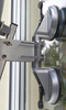 Uchwyt aluminiowy przyssawkowy do szyb 2x115 5312