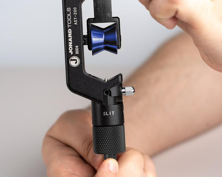 Uniwersalny Ściągacz izolacji nóż do kabli  4,5 mm-29 mm CST-1900 Round Cable Strip & Ring Tool