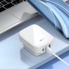 Super szybka czarna ładowarka LDNIO Q334 32W 3 porty USB PD+QC4.0